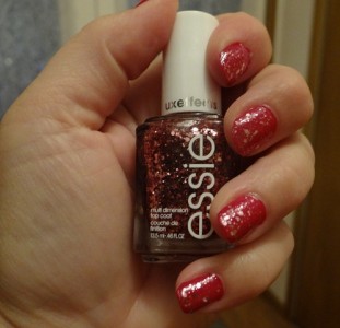 EssieLuxeEffectACutAboveSwatch