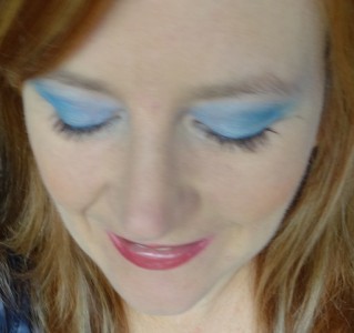 DisneyCinderellaBlueEyeshadowLook