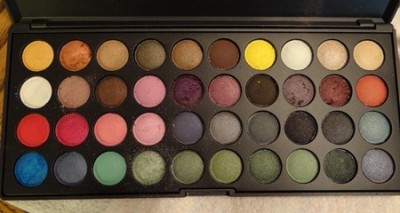 BHCosmeticsPartyGirlEyeShadowPalette_thumb