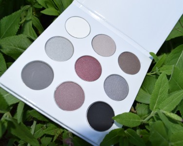 Serenity + Scott Smoky Palette