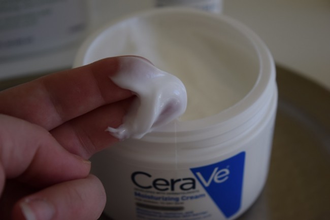 cereve moisturizing cream
