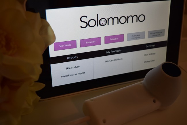 solomomo-skin-care-device